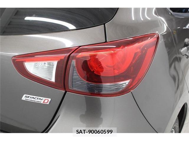 Mazda DEMIO 2015-11 7250549-18