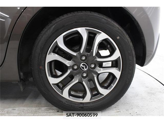 Mazda DEMIO 2015-11 7250549-24