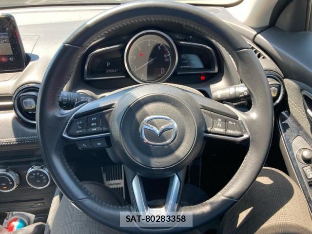 Mazda DEMIO 2018-02 7250553-14