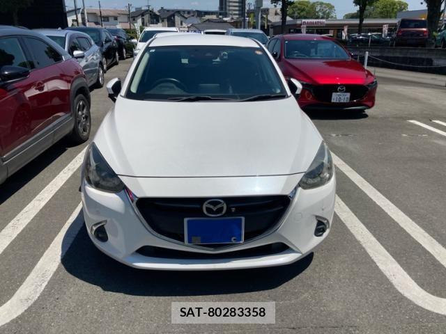 Mazda DEMIO 2018-02 7250553-1