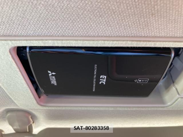 Mazda DEMIO 2018-02 7250553-19