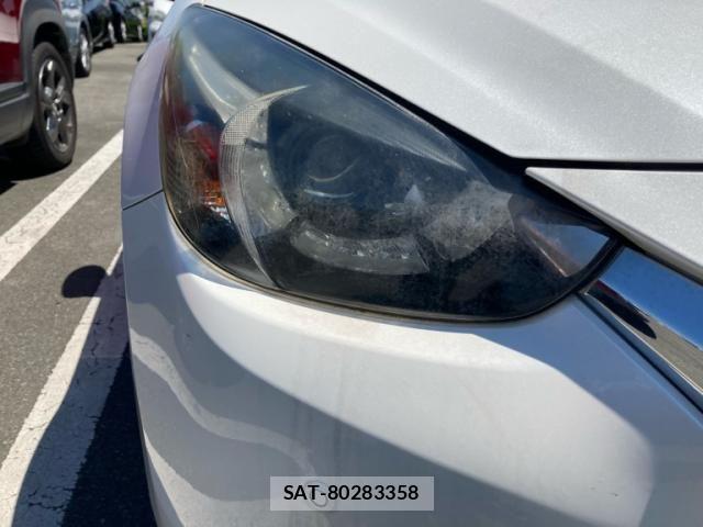 Mazda DEMIO 2018-02 7250553-8
