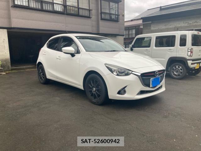 Mazda DEMIO 2015-11 7250552-1