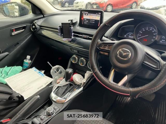 Mazda DEMIO 2019-03 7250551-15