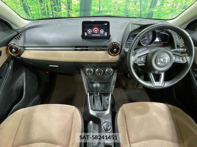 Mazda DEMIO 2017-01 7250550-1