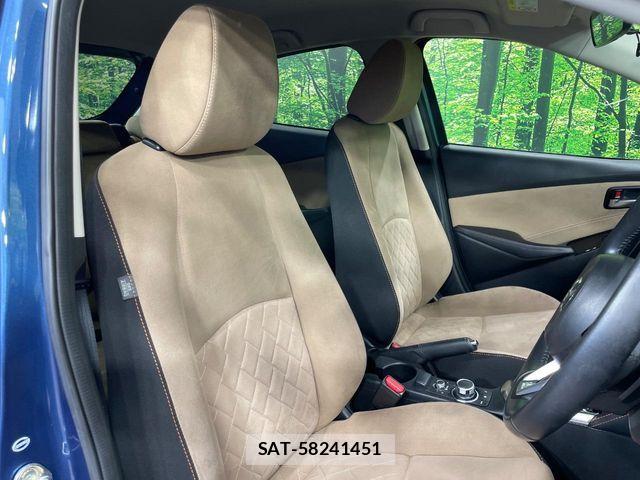 Mazda DEMIO 2017-01 7250550-7