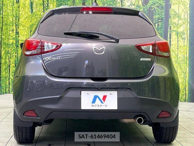 Mazda DEMIO 2017-02 7250554-14