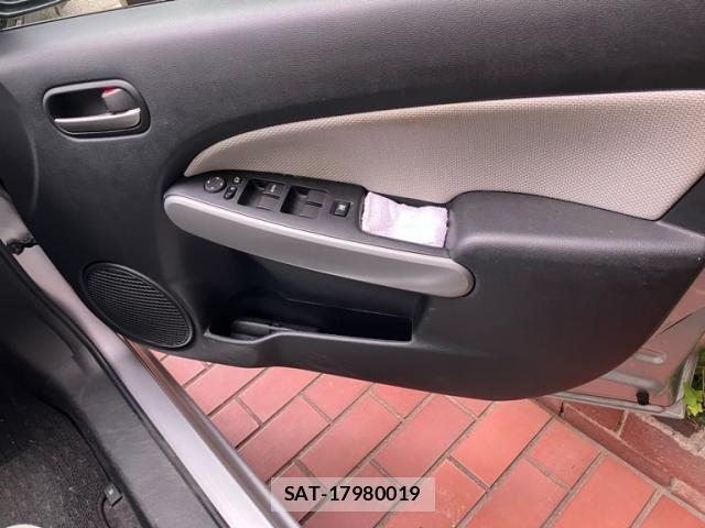 Mazda DEMIO 2010-06 7271356-7