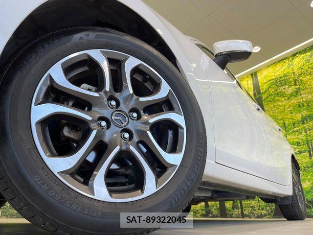 Mazda DEMIO 2016-02 7271829-15