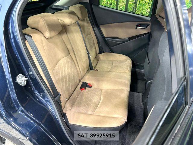 Mazda DEMIO 2018-04 7326769-8