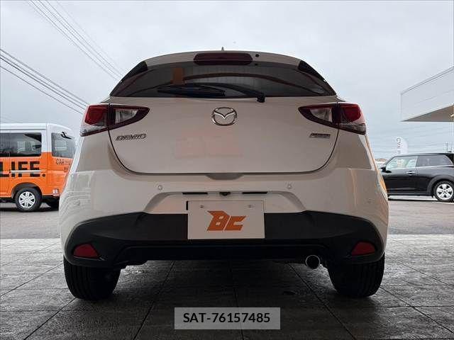 Mazda DEMIO 2017-12 7326771-13