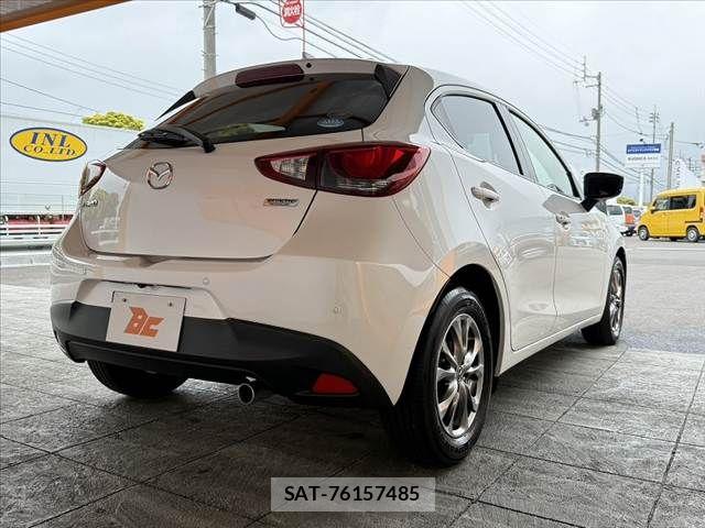 Mazda DEMIO 2017-12 7326771-14
