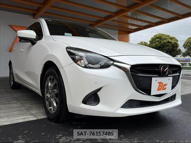 Mazda DEMIO 2017-12 7326771-7