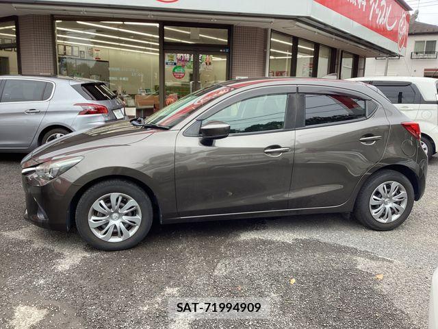 Mazda DEMIO 2019-08 7326770-13