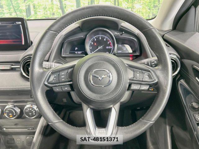 Mazda DEMIO 2017-08 7326782-10