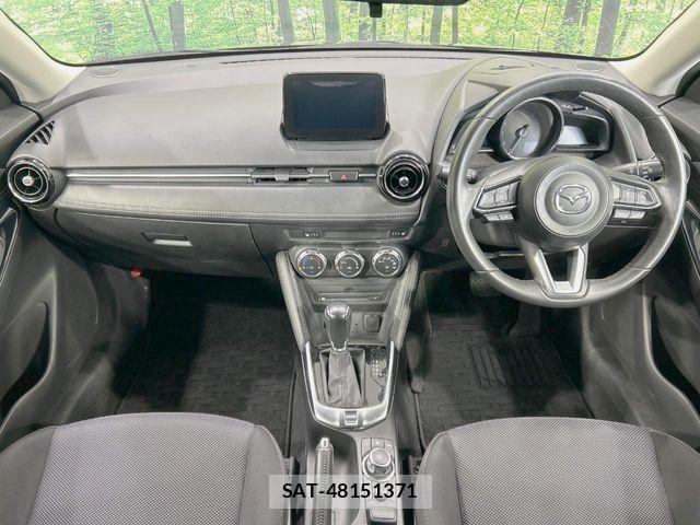 Mazda DEMIO 2017-08 7326782-1
