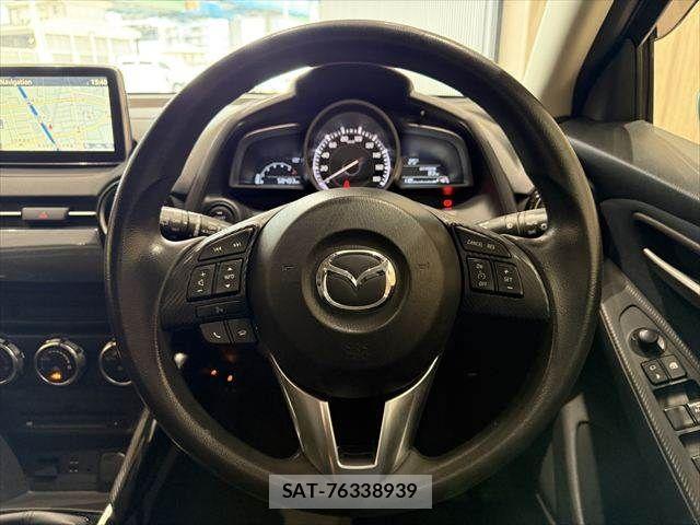 Mazda DEMIO 2015-05 7326780-11