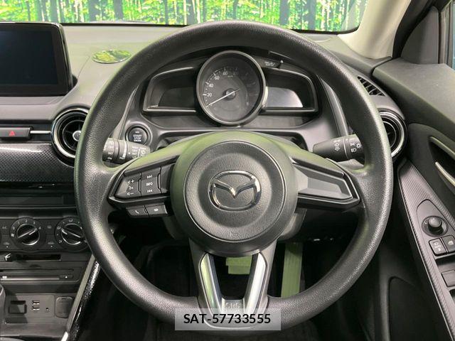 Mazda DEMIO 2017-10 7326779-10