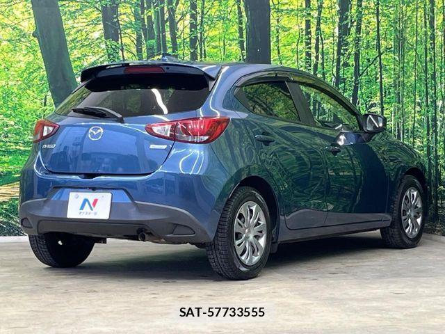 Mazda DEMIO 2017-10 7326779-16