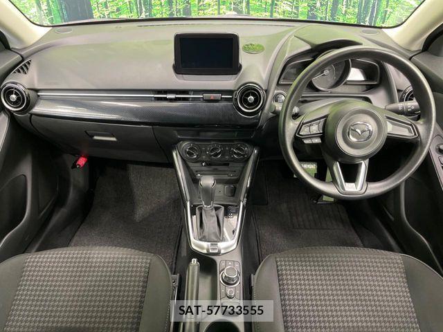 Mazda DEMIO 2017-10 7326779-1