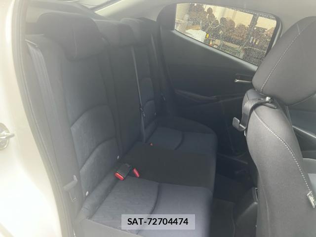 Mazda DEMIO 2016-03 7326788-11