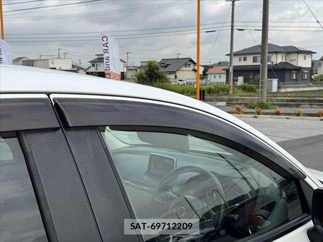 Mazda DEMIO 2015-03 7357564-28