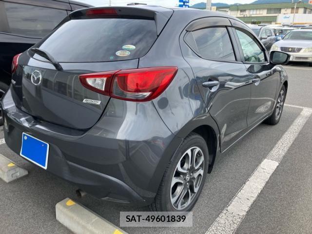 Mazda DEMIO 2015-07 7357568-6