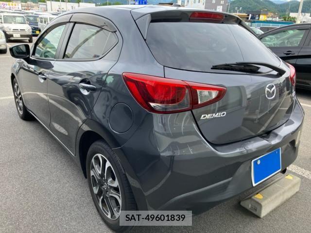 Mazda DEMIO 2015-07 7357568-7