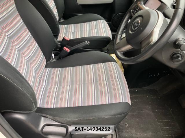 Mazda DEMIO 2013-02 7357569-12