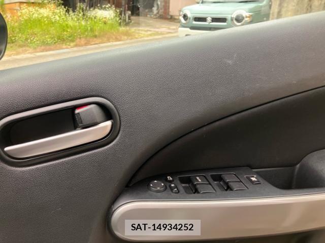 Mazda DEMIO 2013-02 7357569-17