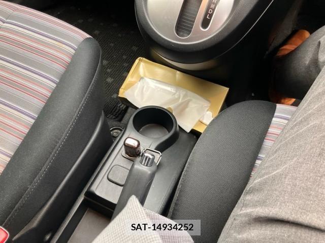 Mazda DEMIO 2013-02 7357569-19