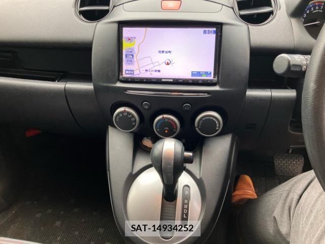 Mazda DEMIO 2013-02 7357569-20