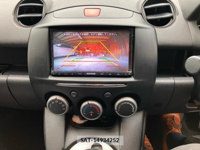 Mazda DEMIO 2013-02 7357569-21