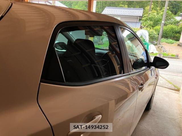 Mazda DEMIO 2013-02 7357569-3