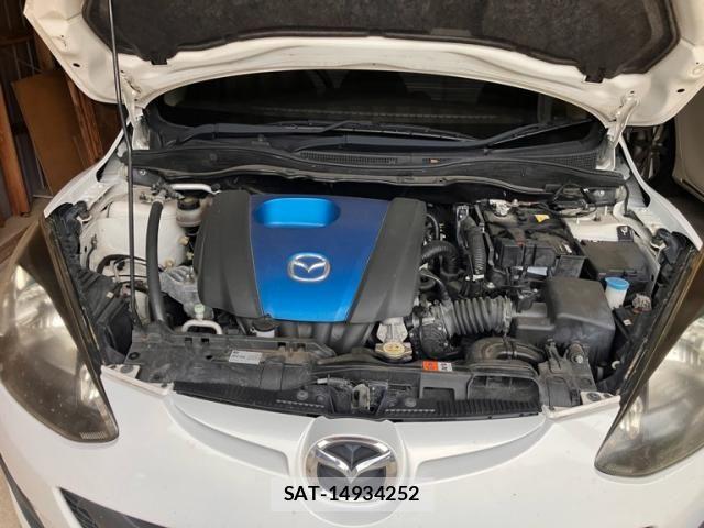 Mazda DEMIO 2013-02 7357569-7