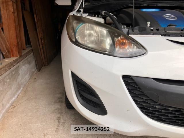 Mazda DEMIO 2013-02 7357569-8