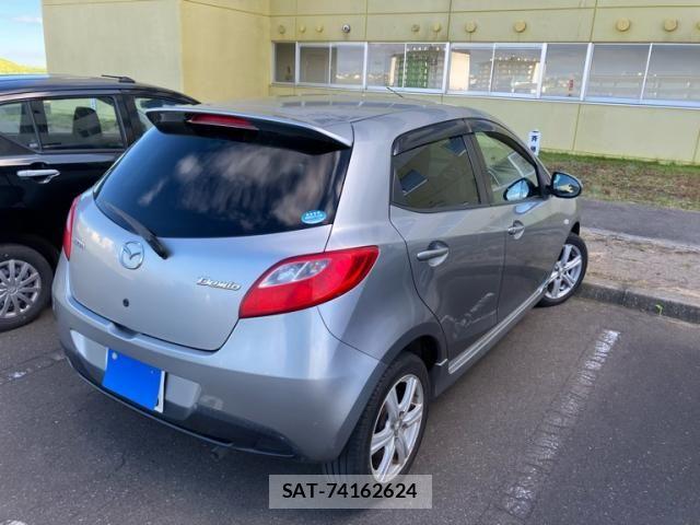 Mazda DEMIO 2010-09 7357574-4