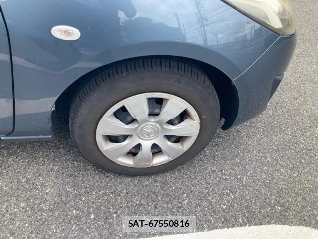 Mazda DEMIO 2013-12 7357572-3
