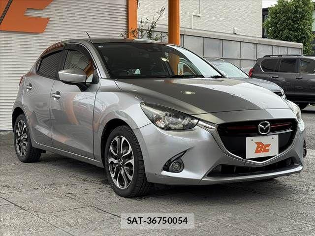 Mazda DEMIO 2015-09 7357565-9