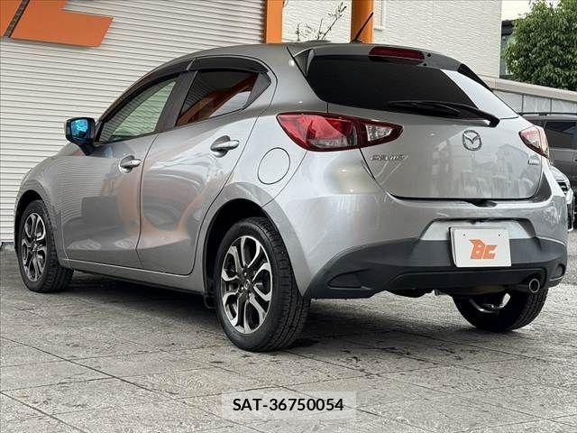 Mazda DEMIO 2015-09 7357565-14