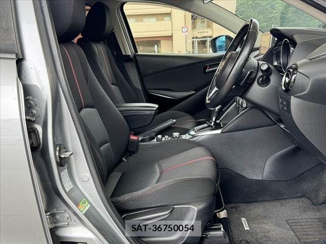 Mazda DEMIO 2015-09 7357565-15