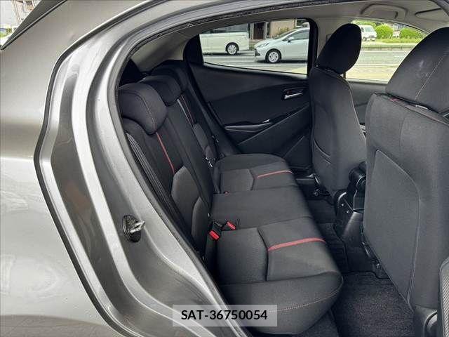 Mazda DEMIO 2015-09 7357565-16