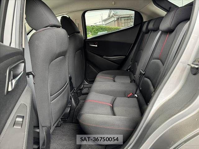 Mazda DEMIO 2015-09 7357565-18