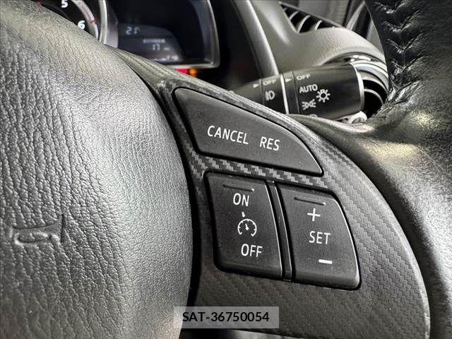 Mazda DEMIO 2015-09 7357565-26
