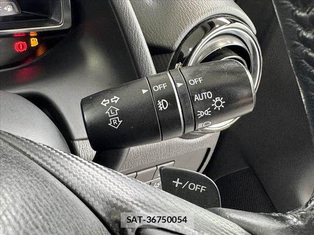 Mazda DEMIO 2015-09 7357565-28