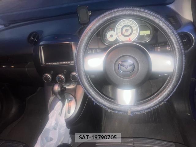 Mazda DEMIO 2009-05 7357577-9