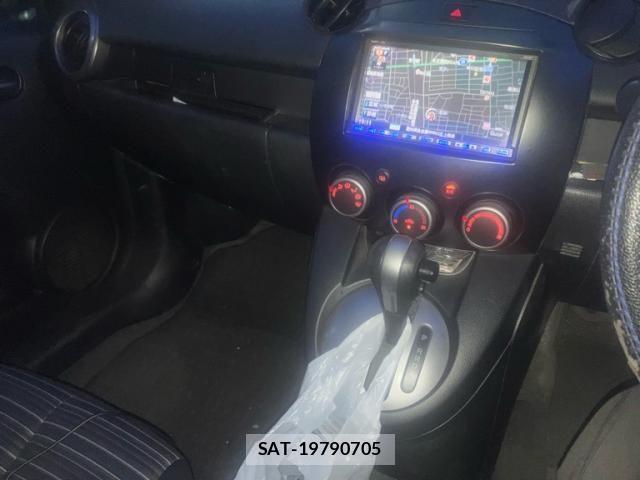 Mazda DEMIO 2009-05 7357577-14