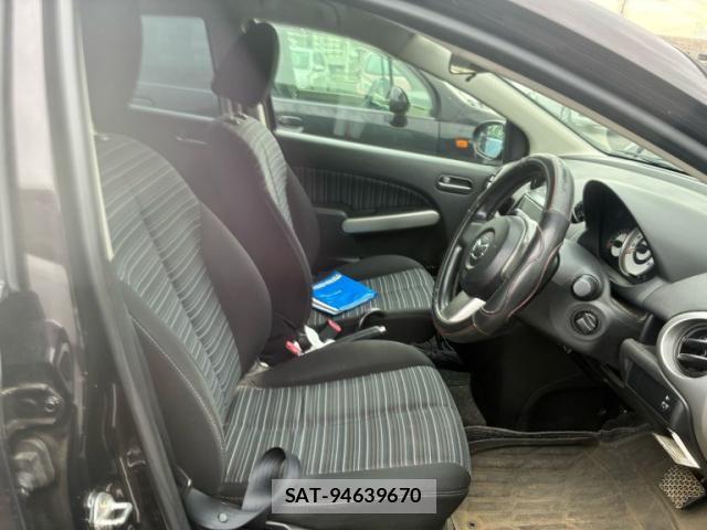 Mazda DEMIO 2009-09 7357575-14