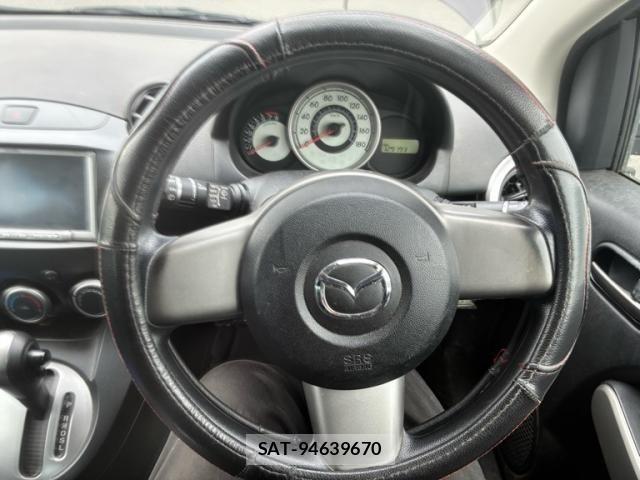 Mazda DEMIO 2009-09 7357575-17