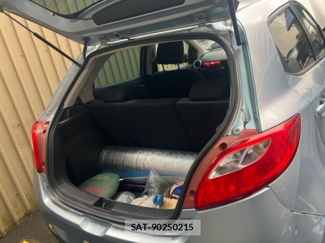 Mazda DEMIO 2010-01 7357579-18